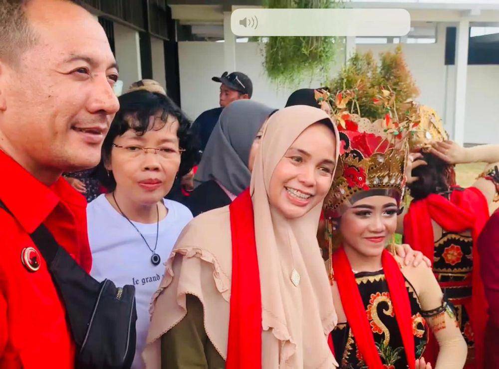 Istri calon presiden nomor urut 3 Ganjar Pranowo, Siti Atikoh berkampanye di Banyuwangi, Jawa Timur, pada Rabu (24/1/2024) (IDN Times/Istimewa)