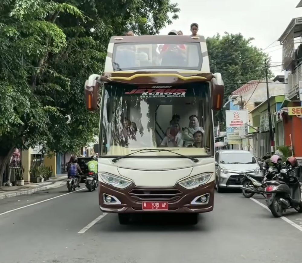 Info Rute, Harga Tiket dan Jadwal Bus Wisata Bandar Grisse Gresik