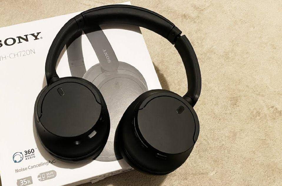 Sony WH-CH720N (youtube.com/Apple Fans)