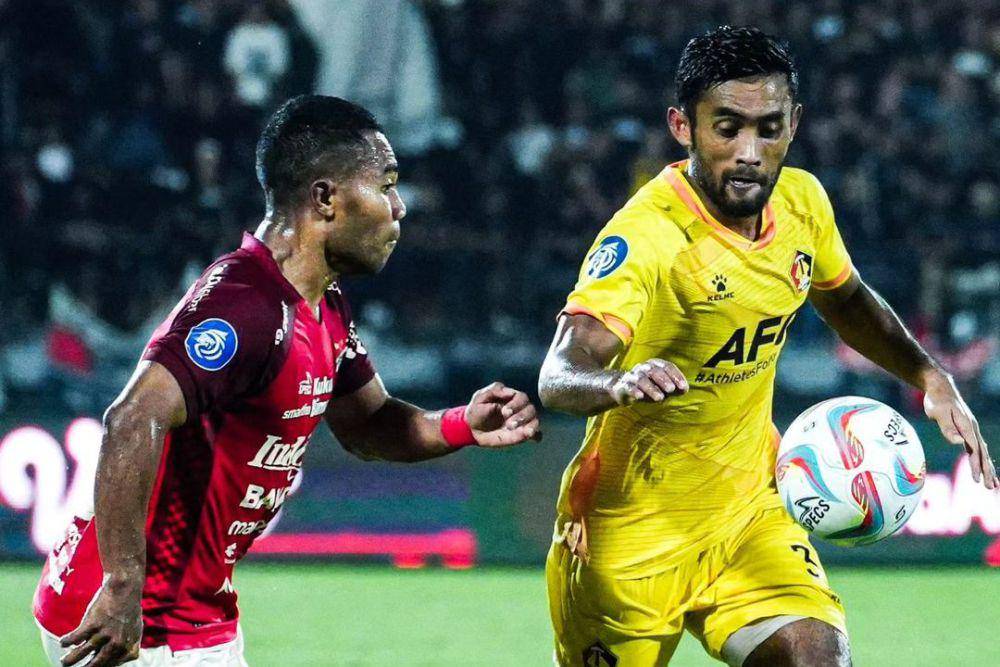 Persik dalam laga menghadapi Bali United pada putaran pertama Liga 1 2023/2024. (instagram.com/persikfcofficial)