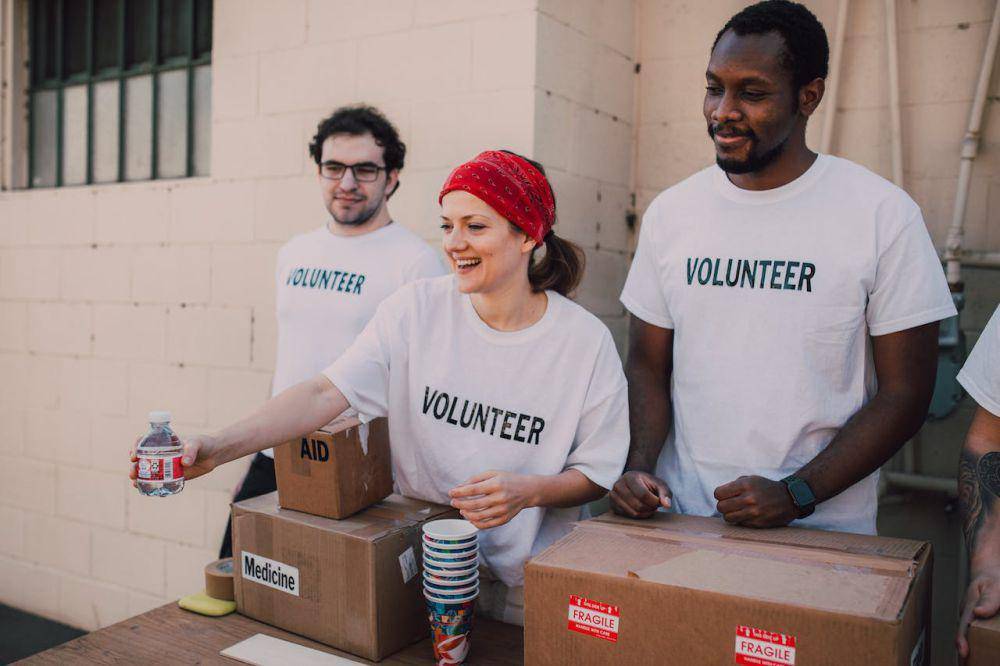 ilustrasi volunteer atau sukarelawan (pexels.com/RDNE Stock project)