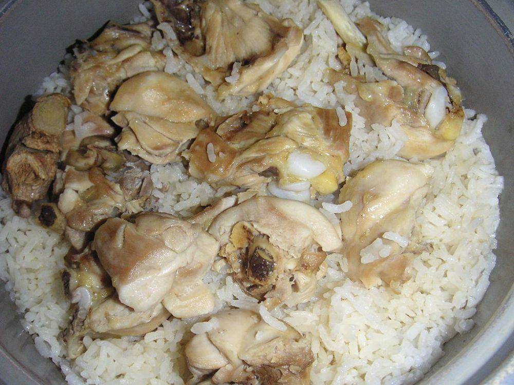 ilustrasi memasak nasi ayam hainan di rice cooker (commons.wikimedia.org/David)