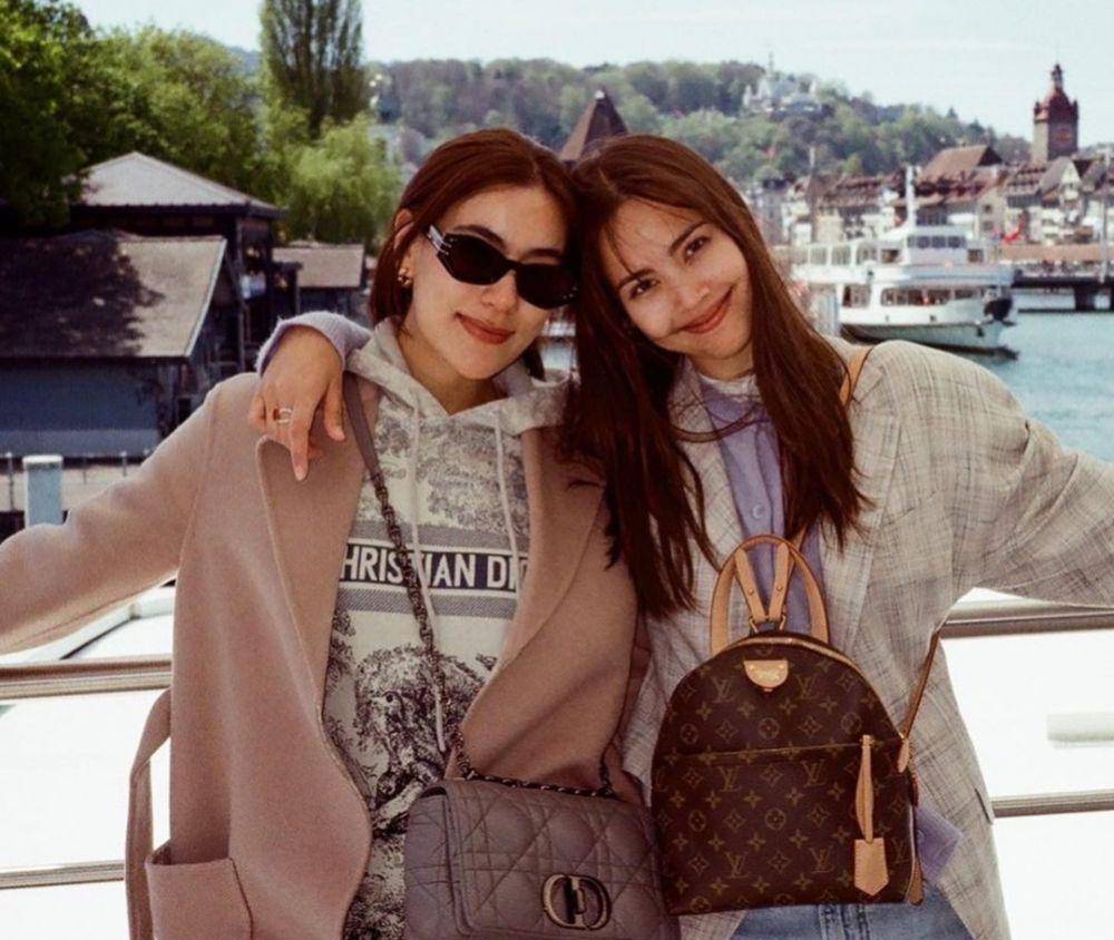 potret persahabatan Urassaya Sperbund dan Kimmy Kimberley (instagram.com/urassayas)