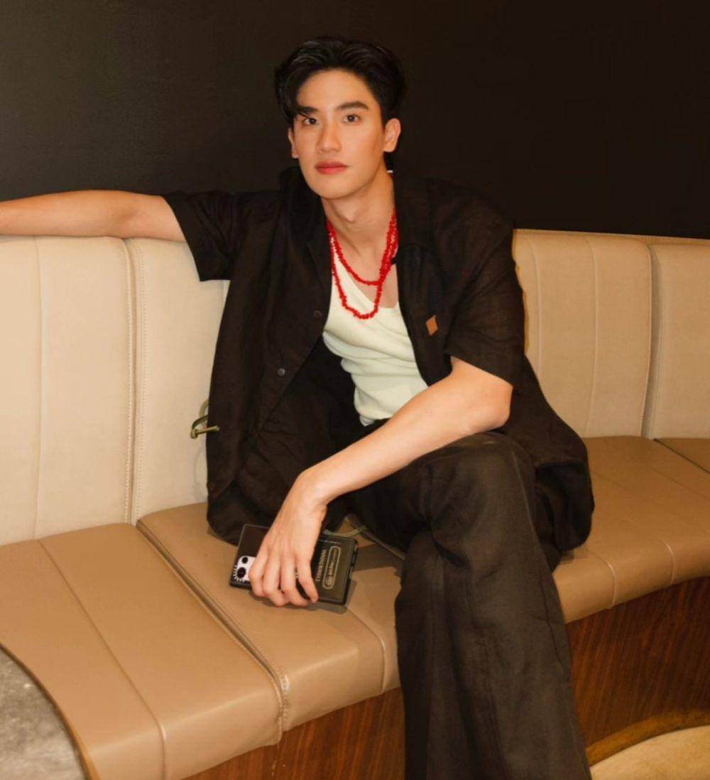 potret Tay Tawan (instagram.com/tawan_v)