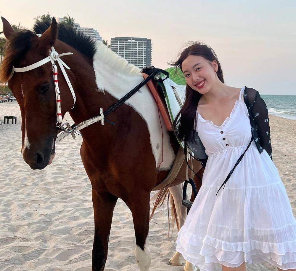 potret Aheye 4EVE (Instagram.com/aheyekrn_)