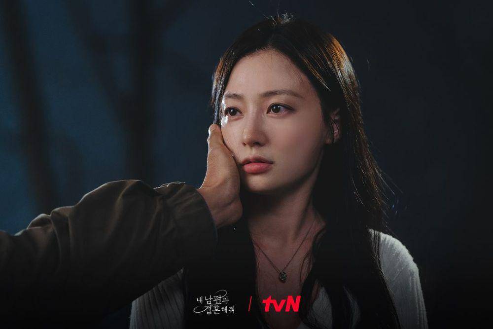 Jung Soo Min (Song Ha Yoon) di drakor Marry My Husband (instagram.com/tvn_drama)