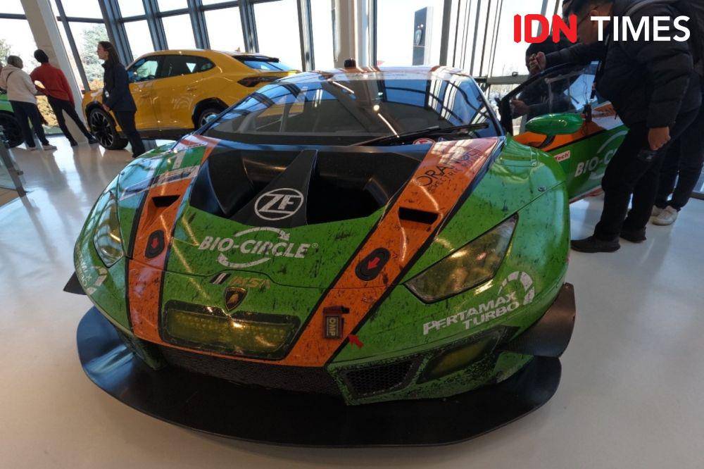 Koleksi Supercar dari masa ke masa di Museum Lamborghini, Bologna, Italia. (IDN Times/Satria Permana)
