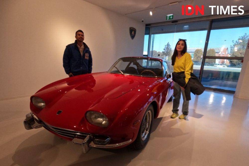 Koleksi Supercar dari masa ke masa di Museum Lamborghini, Bologna, Italia. (IDN Times/Satria Permana)