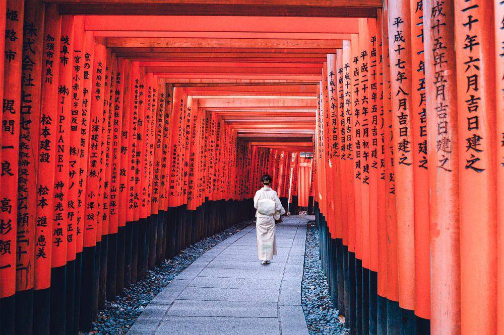 ilustrasi kimono (Pixabay/Leon Pendragon)