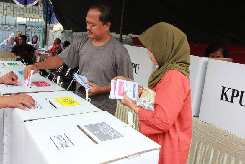 Ilustrasi Simulasi Tugas KPPS Pemilu (news.republika.co.id)