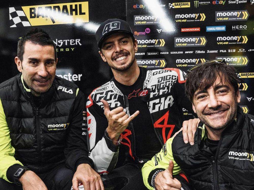 potret Fabio Di Giannantonio (tengah) (instagram.com/fabiodiggia49)