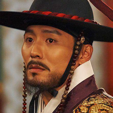 potret Choi Dae Hoon dalam drakor Captivating The King (dok. tvN)