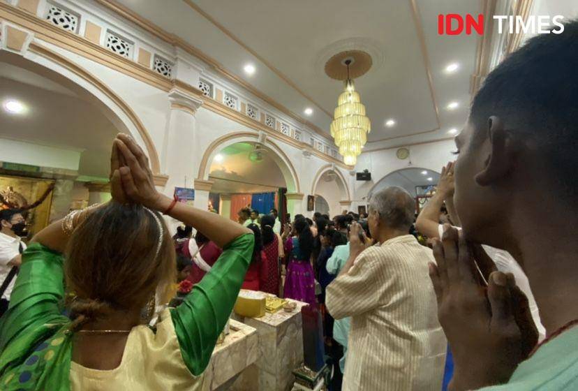 Suasana perayaan Thaipusam tahun 2024 di Kota Medan (IDN Times/Indah Permata Sari)