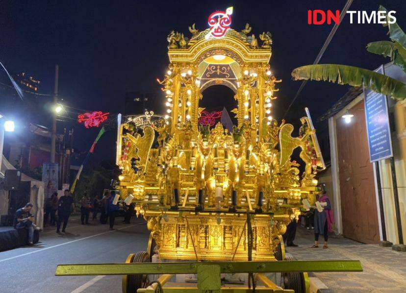 Suasana perayaan Thaipusam tahun 2024 di Kota Medan (IDN Times/Indah Permata Sari)