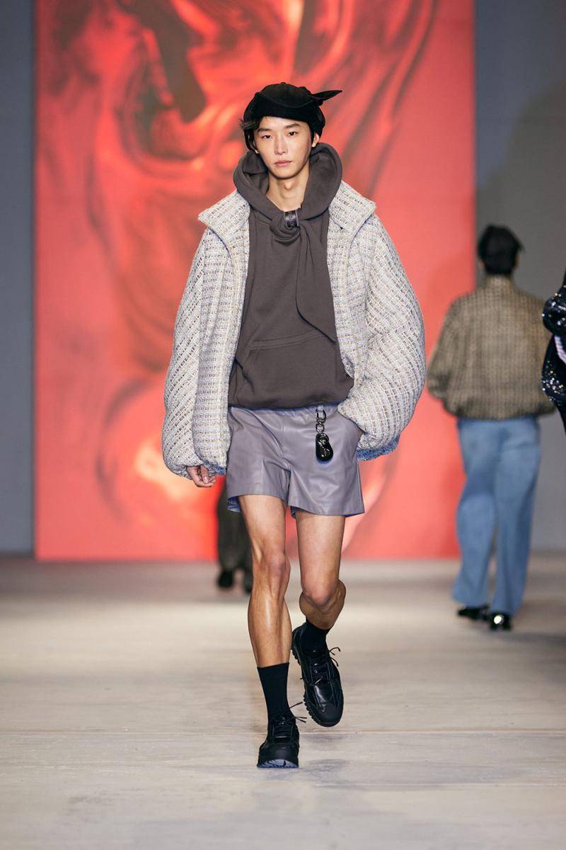 WOOYOUNGMI F/W '24-'25 di Paris Fashion Week 2024 (dok. WOOYOUNGMI)