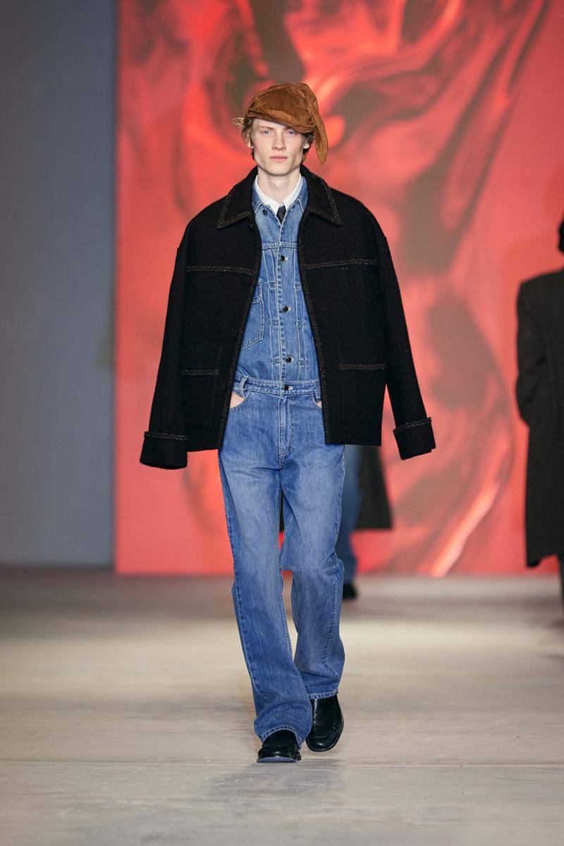 WOOYOUNGMI F/W '24-'25 di Paris Fashion Week 2024 (dok. WOOYOUNGMI)