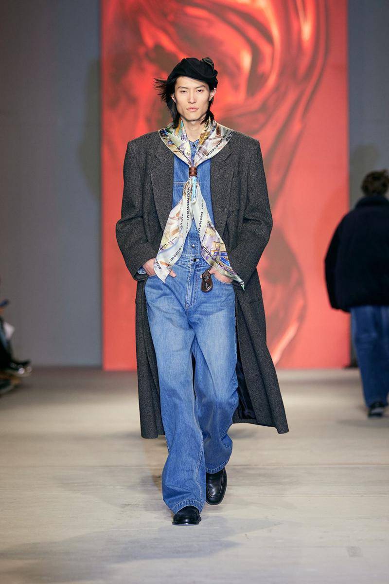WOOYOUNGMI F/W '24-'25 di Paris Fashion Week 2024 (dok. WOOYOUNGMI)