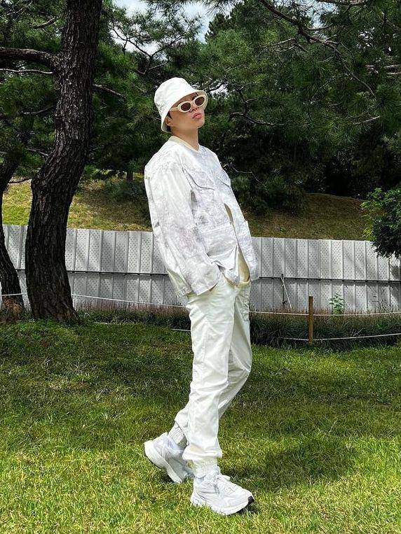potret Kang Seung Yoon WINNER (instagram.com/w_n_r00)
