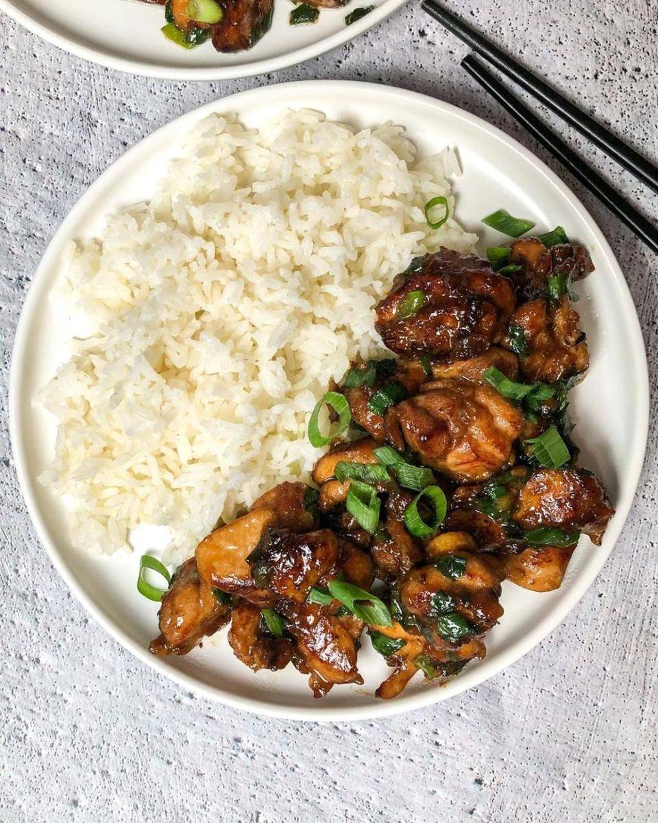honey soy chicken (instagram.com/chiwonthistv)