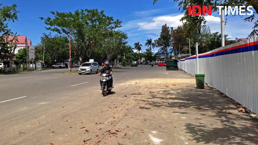 Pelataran parkir Stadion H Dimurtala, Kecamatan Kuta Alam, Kota Banda Aceh, Aceh. (IDN Times/Mhd Saifullah)