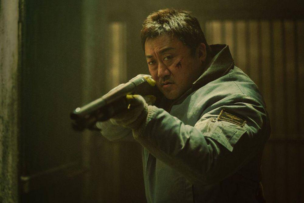 cuplikan film Badland Hunters (instagram.com/netflixkr)