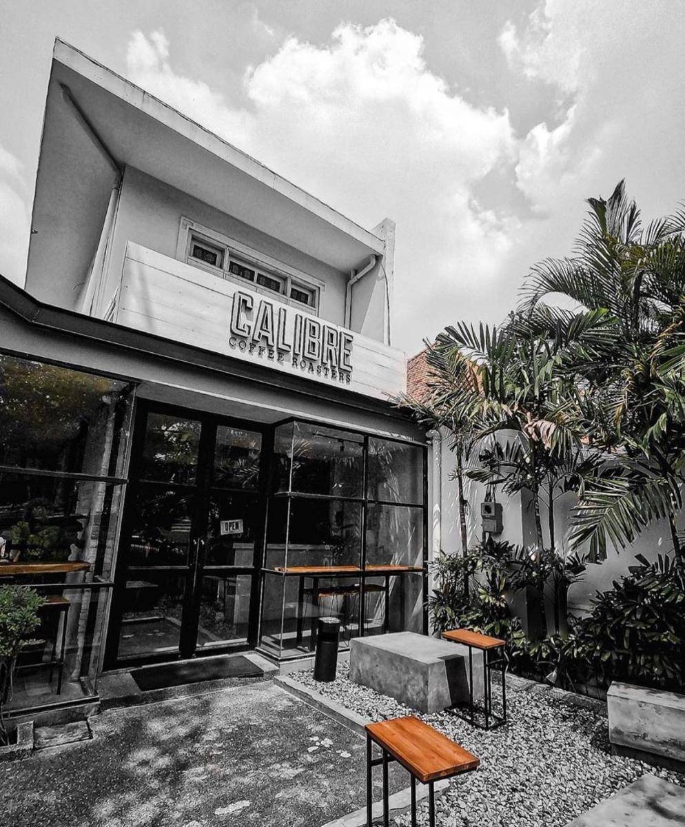 Potret Calibre Coffee Roasters (instagram.com/calibrecoffeeroasters)