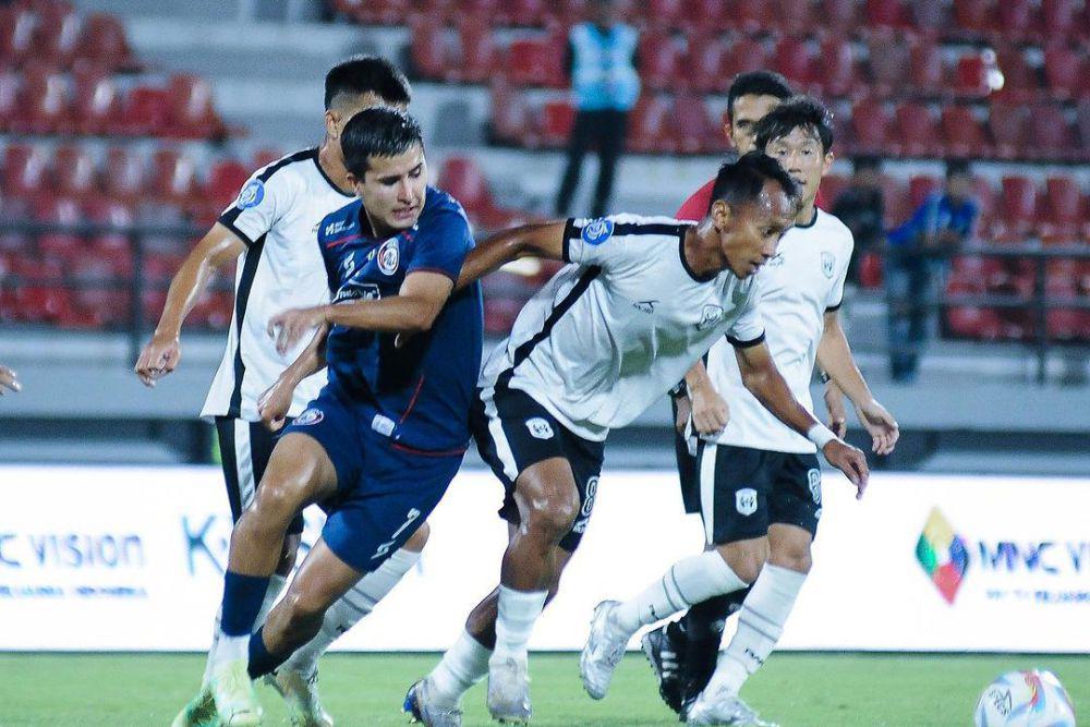 Arema FC Berharap Magis Pelatih Baru Jelang Hadapi RANS