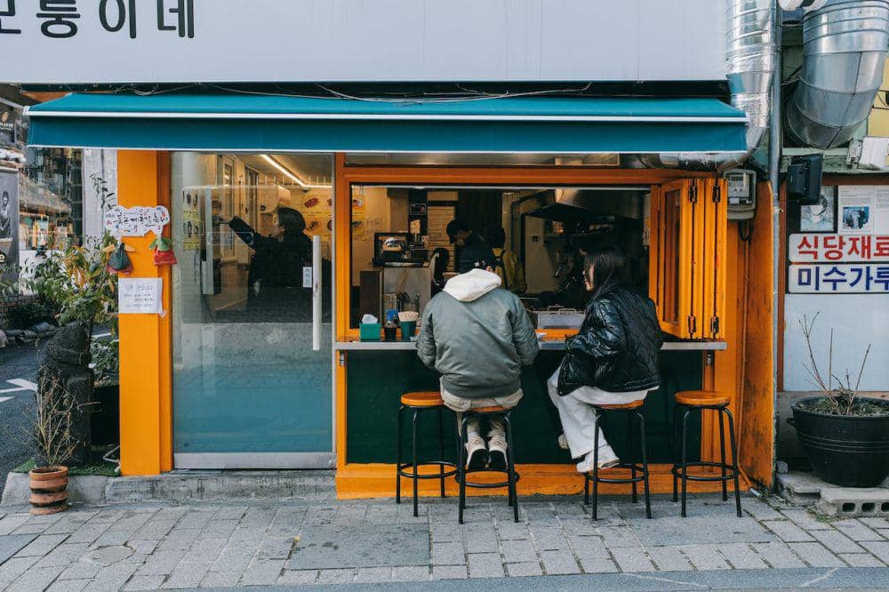 ilustrasi kafe (Pexels.com/Huy Phan)