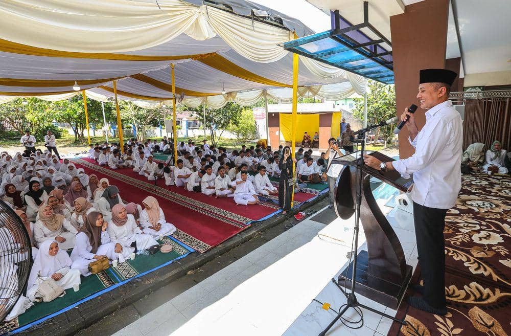 Ijeck Hadiri Jumat Berkah Bersama IAY, Sambut HUT Yaspendhar Ke-57