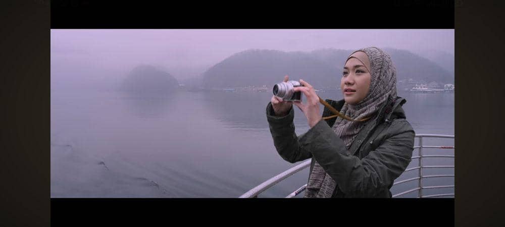 BCL sebagai Rania dalam cuplikan film Jilbab Traveler. (dok. Rapi Films)
