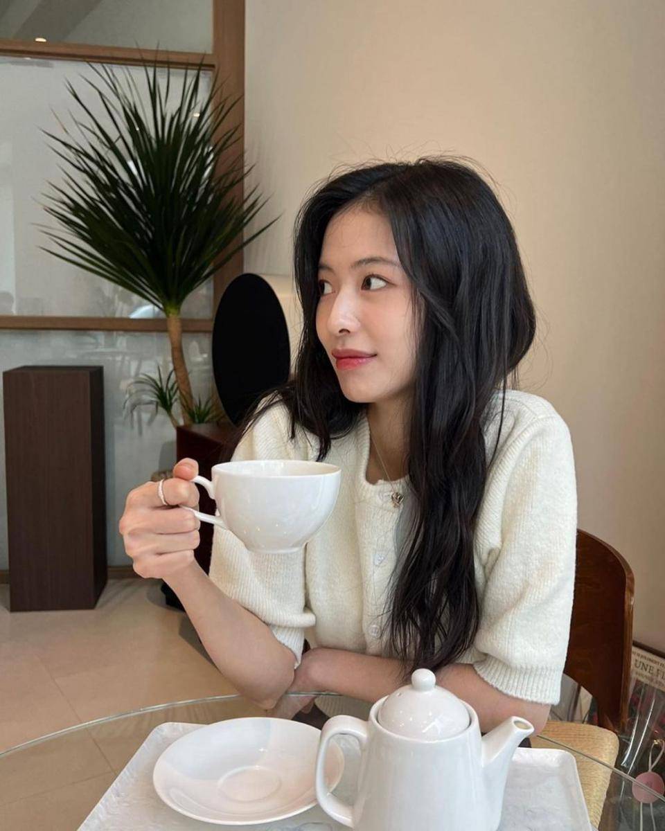 potret Ji Woo (instagram.com/hi__jiwoo)