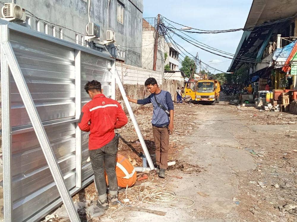 Revitalisasi Dimulai, Kontraktor Mulai Pagari Pasar Anyar