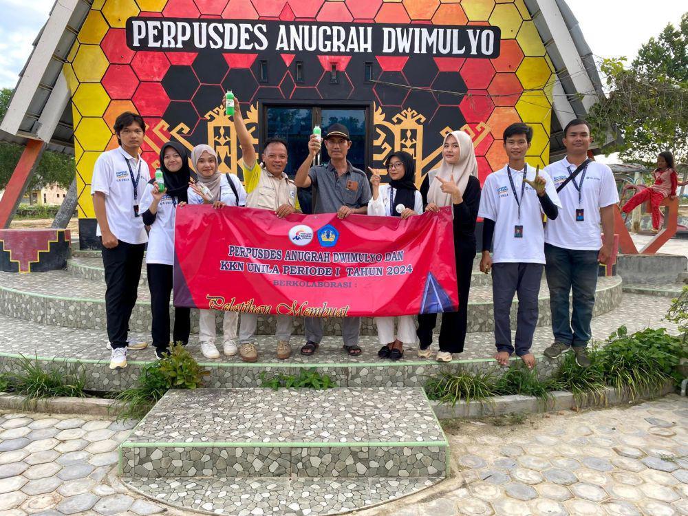 Mahasiswa KKN Unila Bantu Warga Lokal Ciptakan Produk Unggulan Desa