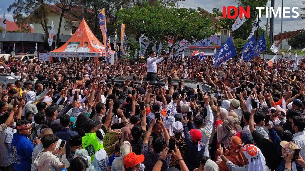 Calon Presiden Nomor Urut 01, Anies Baswedan, saat kampanye akbar di Kota Banda Aceh, Aceh. (IDN Times/Mhd Saifullah)-