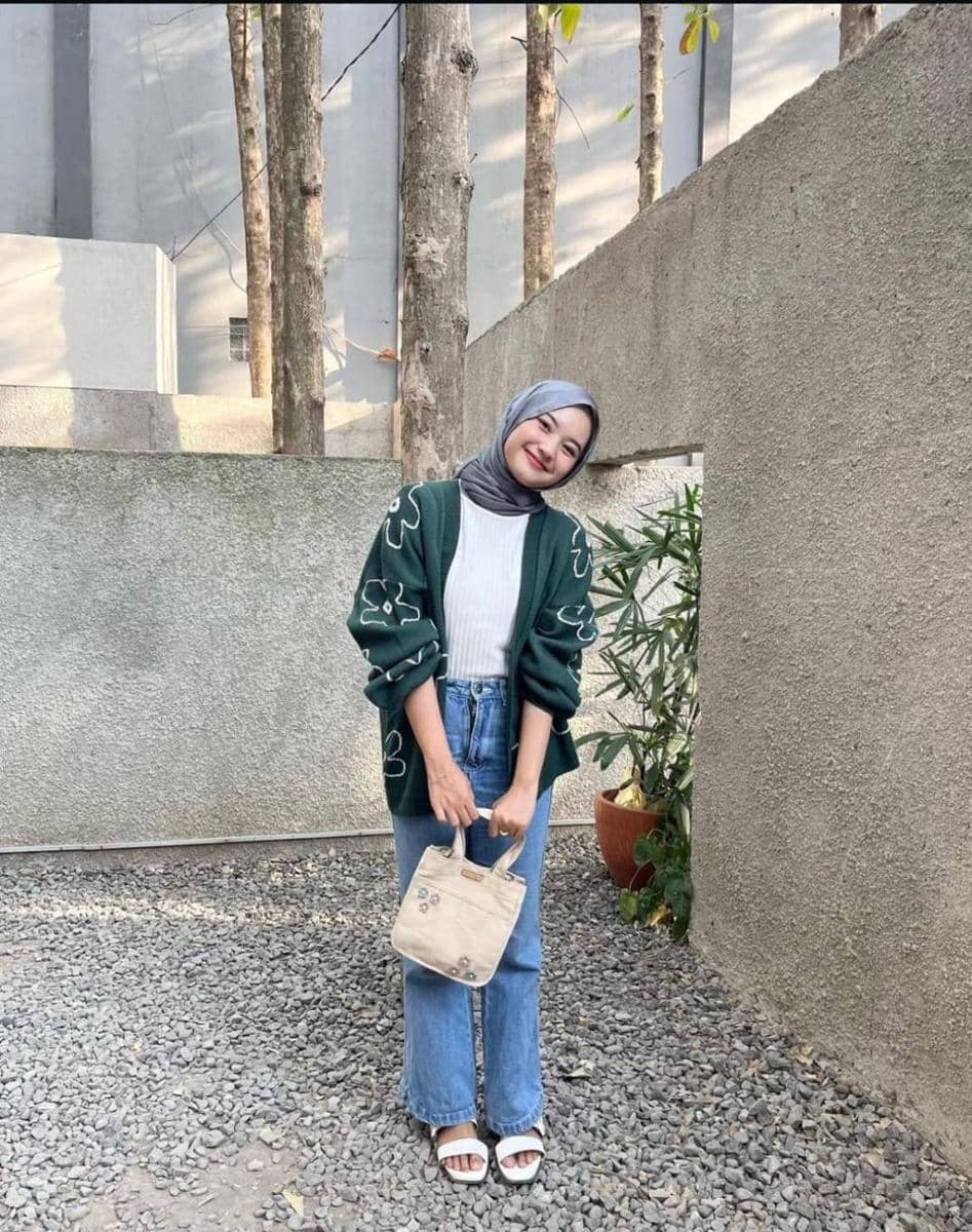 OOTD ala Siska Amera (instagram.com/siskaamera)