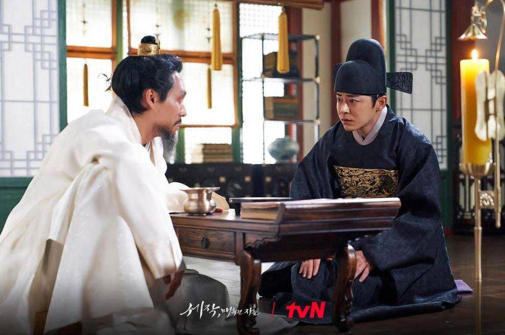 Choi Dae Hoon dan Jo Jung Suk di drama Captivating the King (instagram.com/tvn_drama)