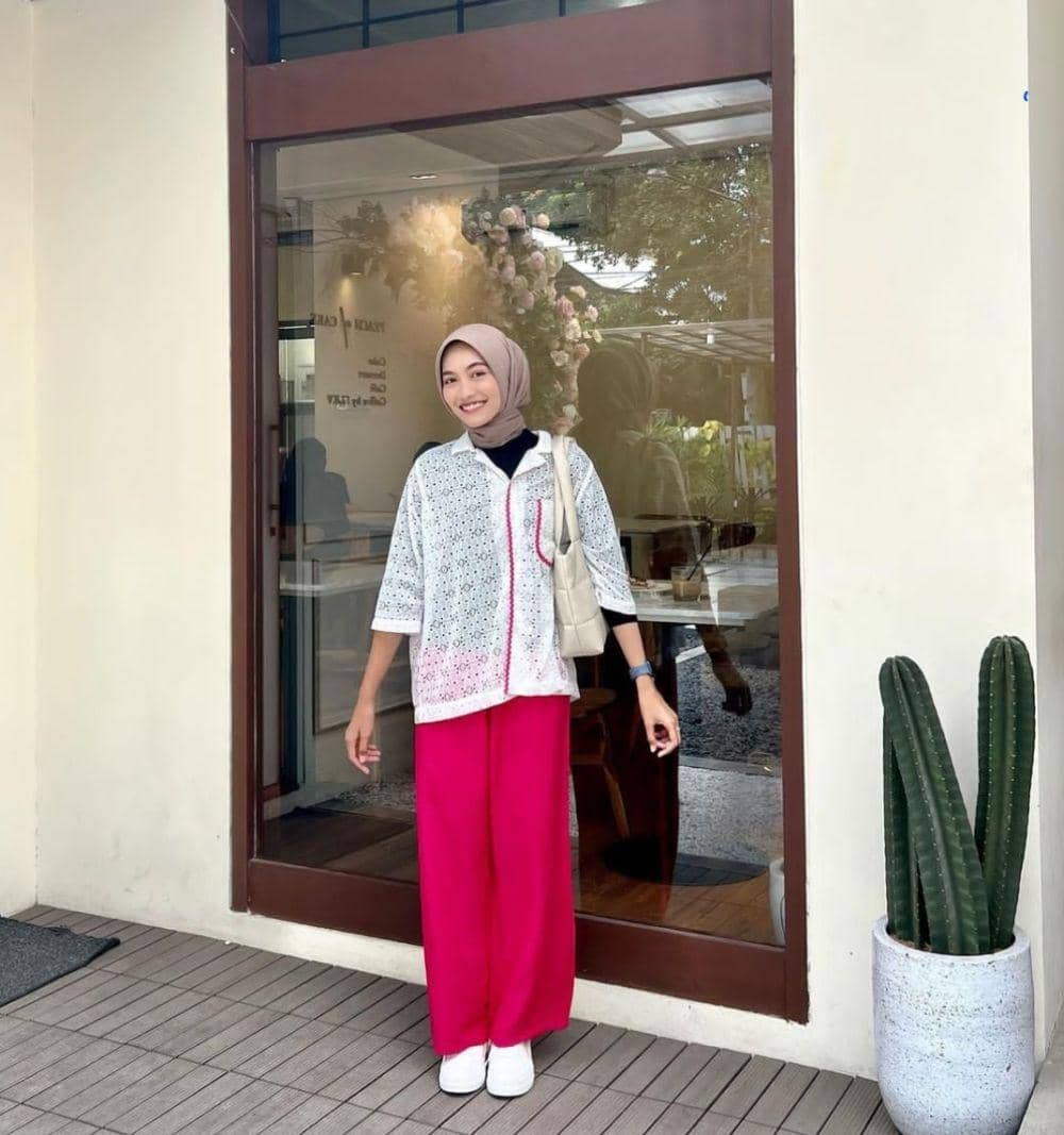 OOTD ala Nurwinda Yuliana (instagram.com/windaaylna)