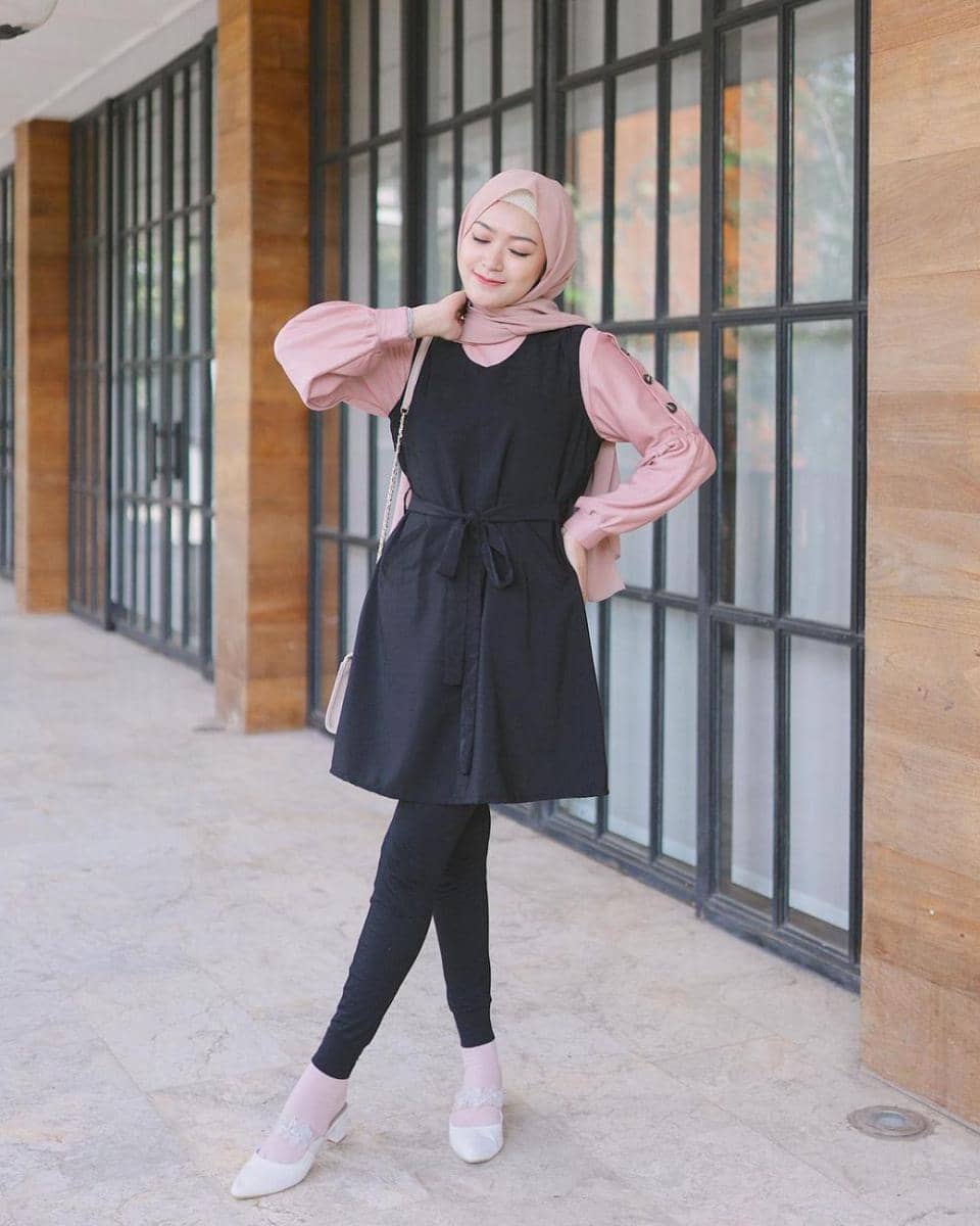 OOTD ala Sari Endah Pratiwi (instagram.com/saritiw)