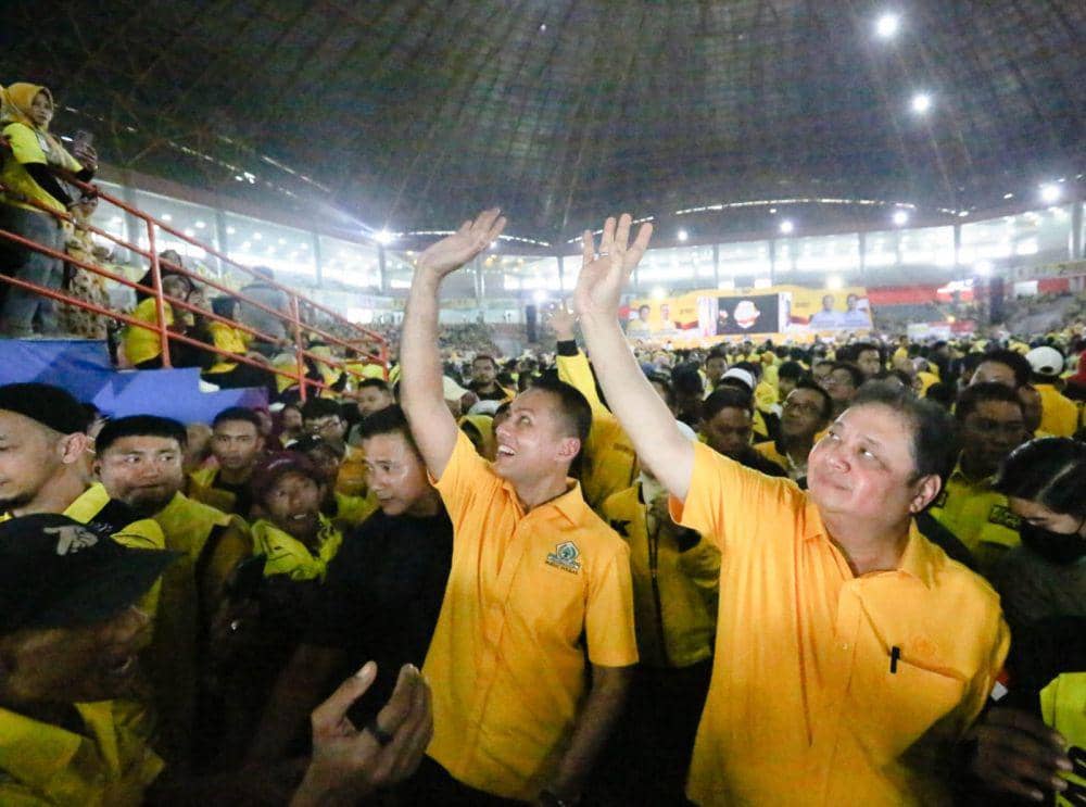 Golkar menggelar acara Kumpul Rakyat dengan agenda tebus sembako murah di GOR Serbaguna Jalan Pancing Medan Sabtu (27/1/2024). (Dok. IDN Times)