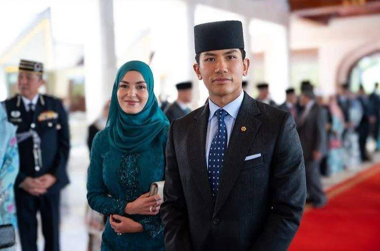 potret Anisha Rosnah perdana dampingi Pangeran Mateen (instagram.com/tmski)