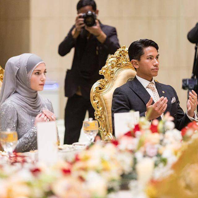 potret Anisha Rosnah perdana dampingi Pangeran Mateen (instagram.com/support.annishaik)