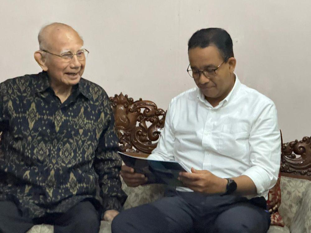 Anies Diskusi dengan Emil Salim, Ini yang Dibahas