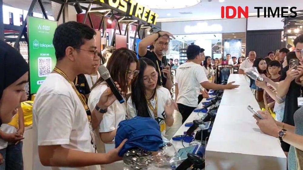 Gibran dan Selvi di event Aerostreet di Solo Paragon Mall. (IDN Times/Larasati Rey)