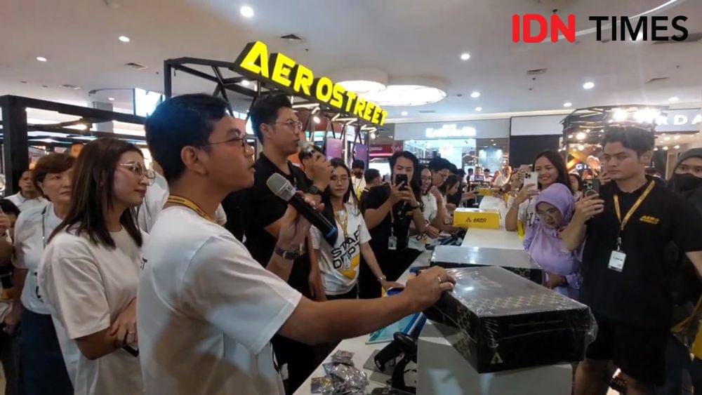 Gibran dan Selvi di event Aerostreet di Solo Paragon Mall. (IDN Times/Larasati Rey)