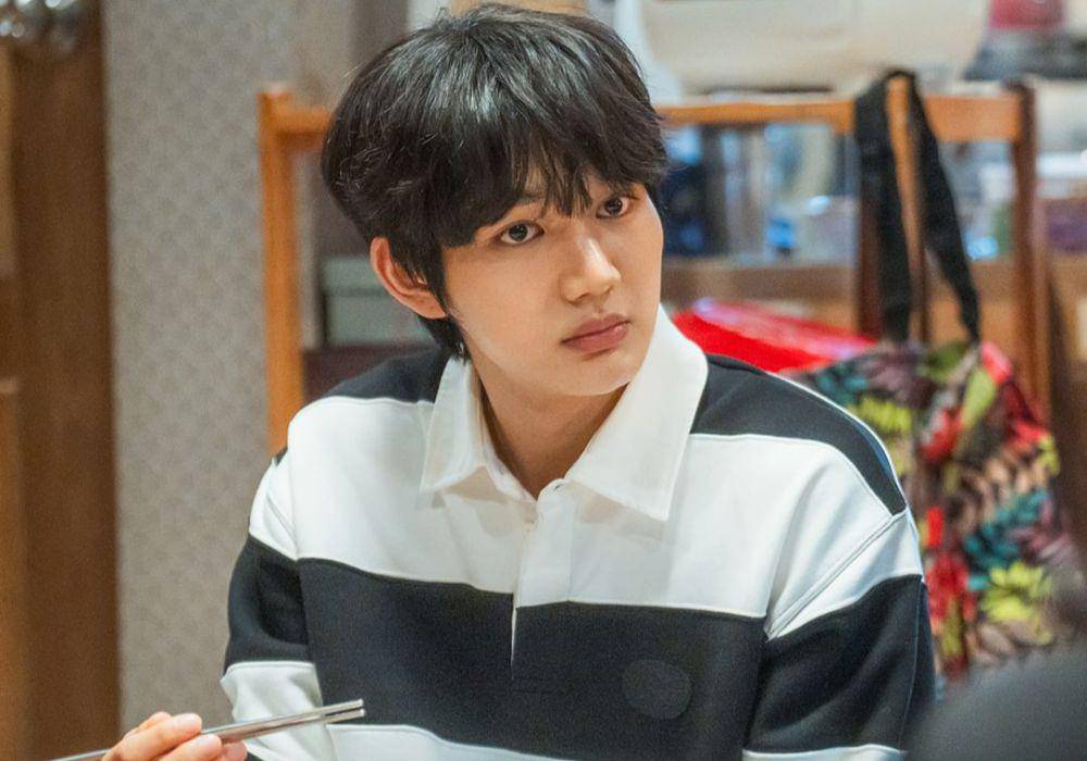 potret Yoon Sang Hyun dalam drakor Doctor Slump (dok. JTBC)