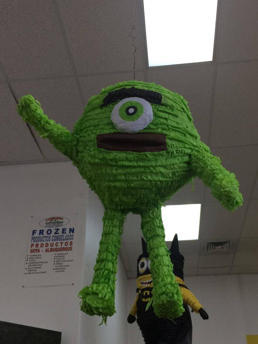 potret objek Mike Wazowski yang bikin ngakak (reddit.com/user/Fefetoes98)