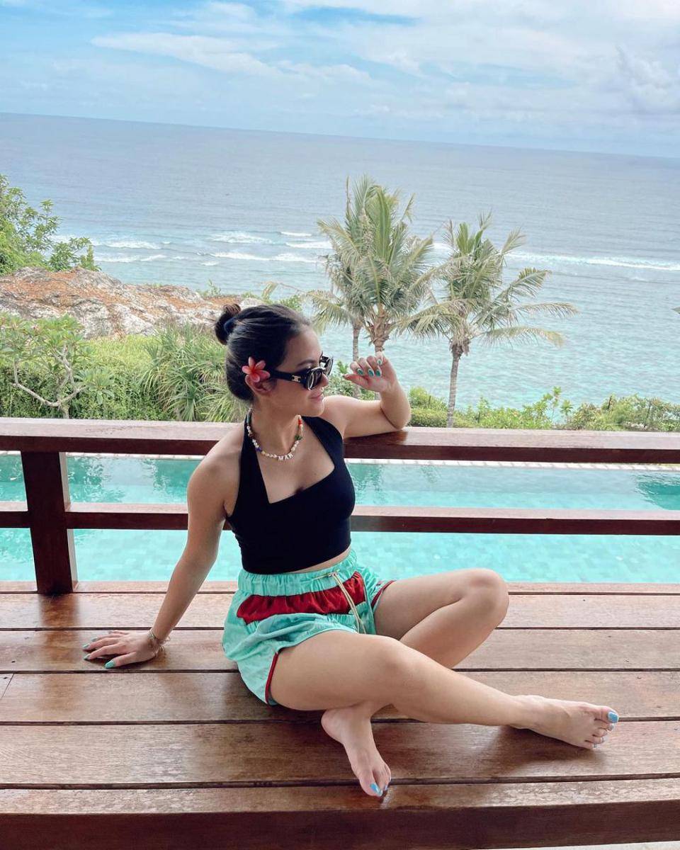 inspirasi gaya rambut messy bun ala artis (instagram.com/aruanmarsha)