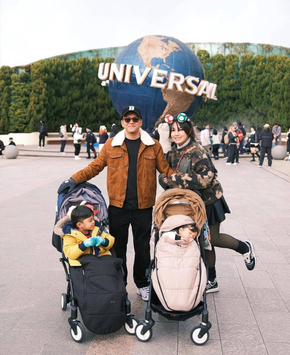 potret keluarga Arief Muhammad (instagram.com/tiarapangestika)