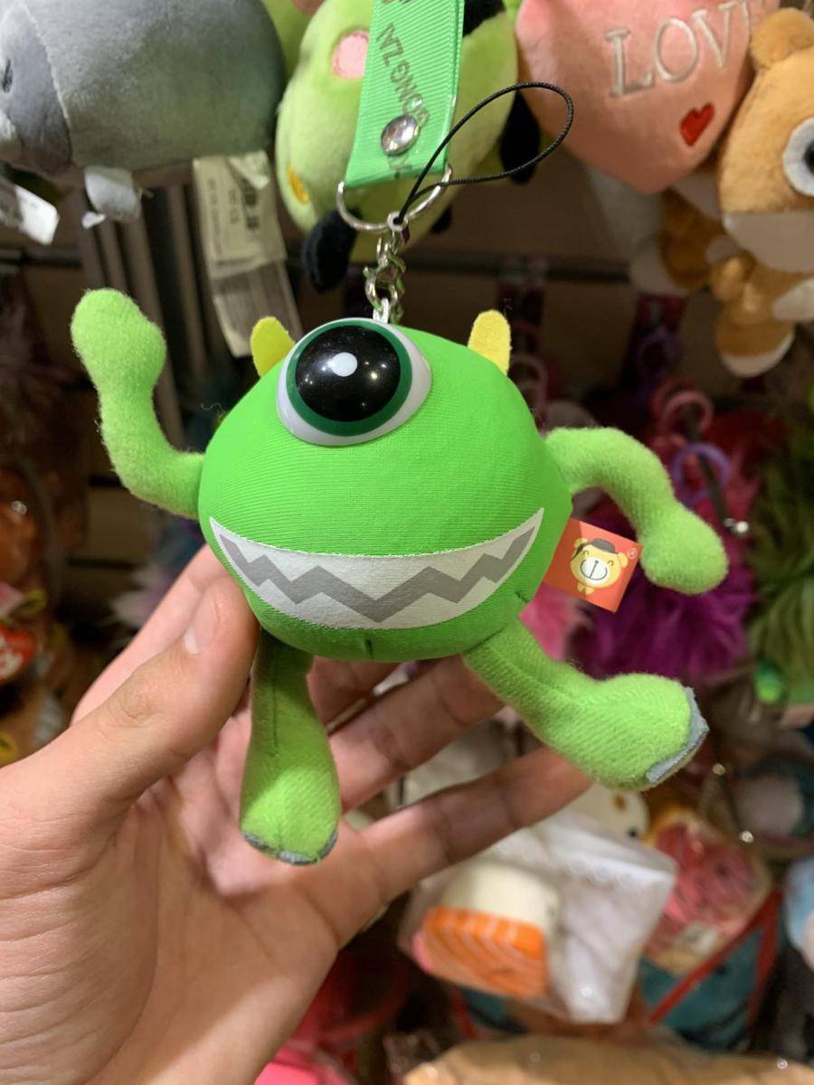 potret objek Mike Wazowski yang bikin ngakak (reddit.com/r/crappyoffbrands)