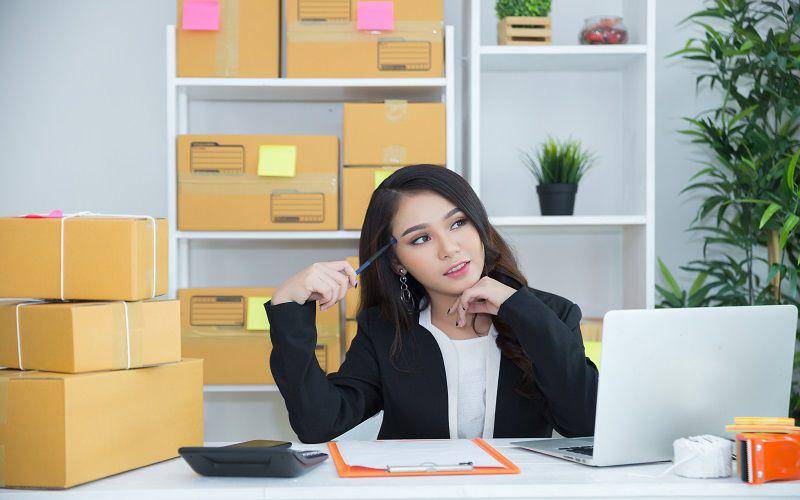 Ilustrasi menentukan bidang bisnis yang diminati (freepik.com/jcomp)